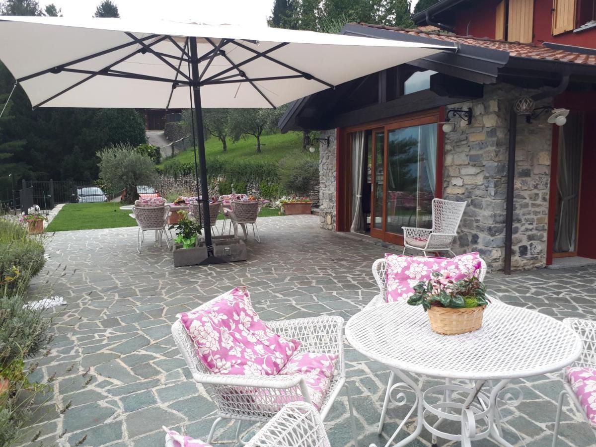 Villa Silvi Piscina Sauna E Hot Tub Perledo Exterior foto